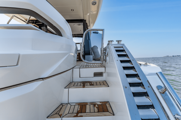 Galeon 510 SKY Yacht For Sale