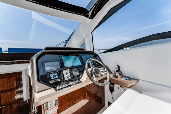 Galeon 510 SKY Yacht For Sale