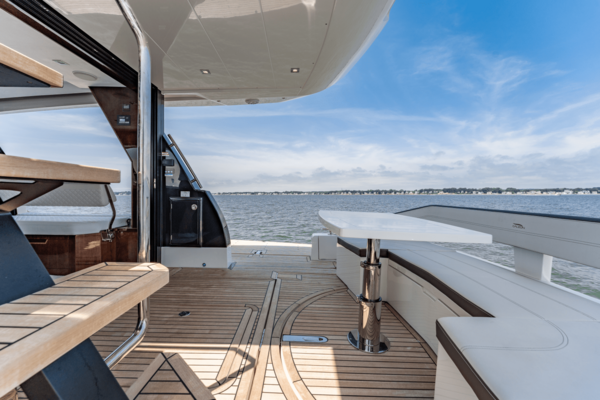 Galeon 510 SKY Yacht For Sale