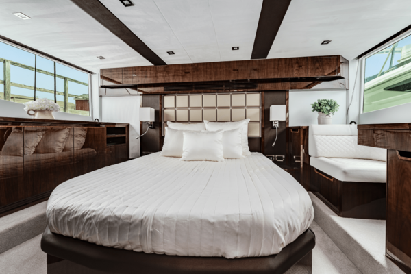 Galeon 510 SKY Yacht For Sale