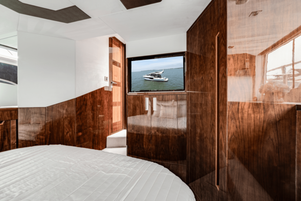 Galeon 510 SKY Yacht For Sale
