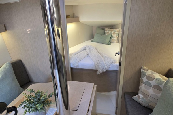 Our Trade 35ft Beneteau Yacht For Sale