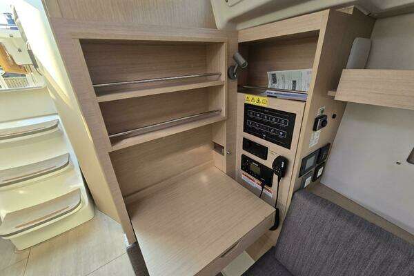 Beneteau Oceanis 34.1 Yacht For Sale