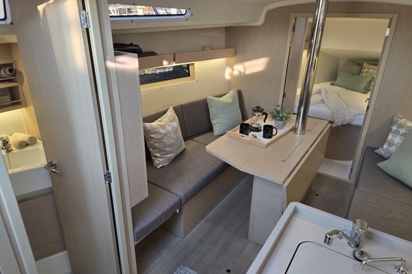 Beneteau Oceanis 34.1 Yacht For Sale
