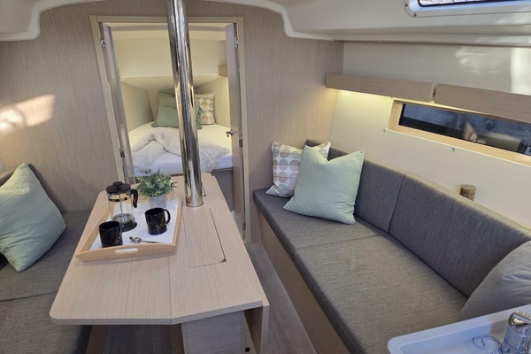 Beneteau Oceanis 34.1 Yacht For Sale