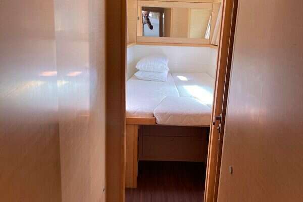 Lagoon  Yacht For Sale