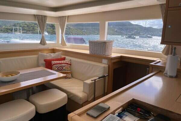 Lagoon  Yacht For Sale