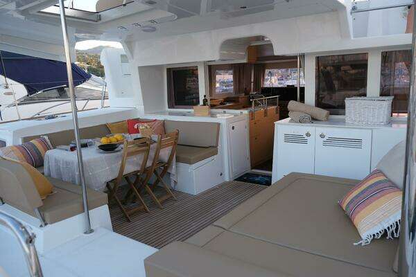 Lagoon  Yacht For Sale