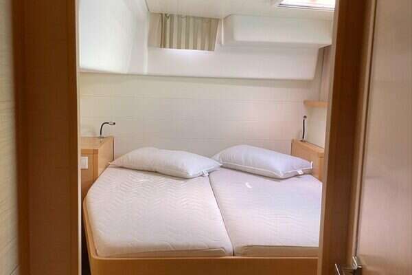 Lagoon  Yacht For Sale