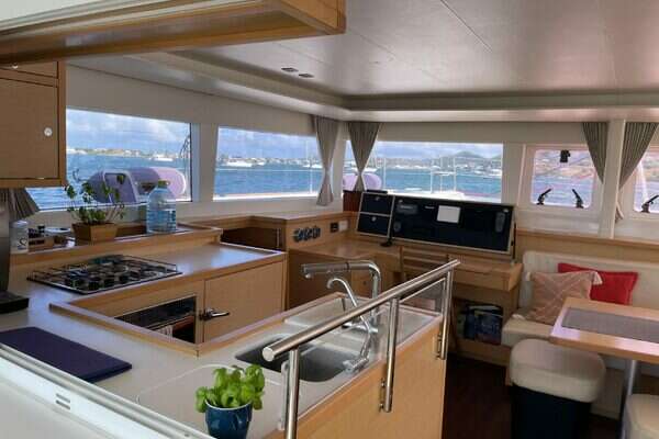 Lagoon  Yacht For Sale