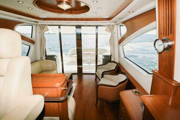 Tiara Yachts 5800 Sovran Yacht For Sale