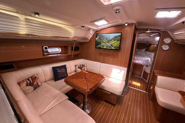 LuvHangin Out 44ft Catalina Yacht For Sale