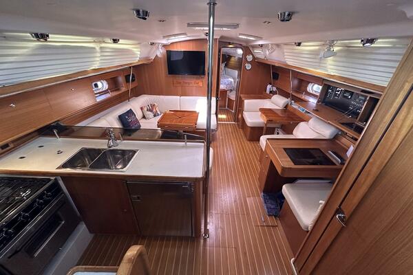 LuvHangin Out 44ft Catalina Yacht For Sale