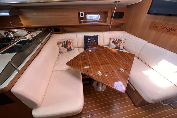 LuvHangin Out 44ft Catalina Yacht For Sale