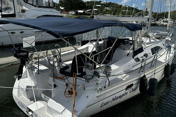 LuvHangin Out 44ft Catalina Yacht For Sale