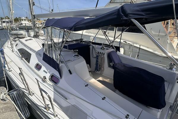 LuvHangin Out 44ft Catalina Yacht For Sale