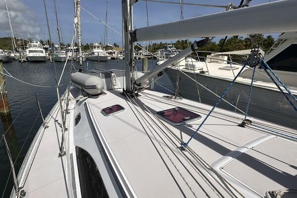 LuvHangin Out 44ft Catalina Yacht For Sale