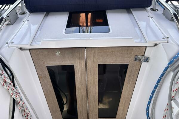 LuvHangin Out 44ft Catalina Yacht For Sale