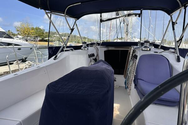 LuvHangin Out 44ft Catalina Yacht For Sale