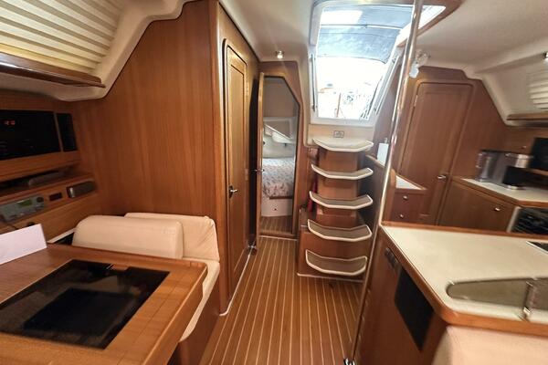 LuvHangin Out 44ft Catalina Yacht For Sale