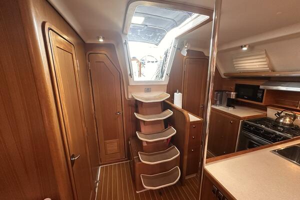 LuvHangin Out 44ft Catalina Yacht For Sale