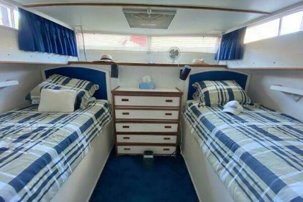 42ft Chris Craft Yacht For Sale