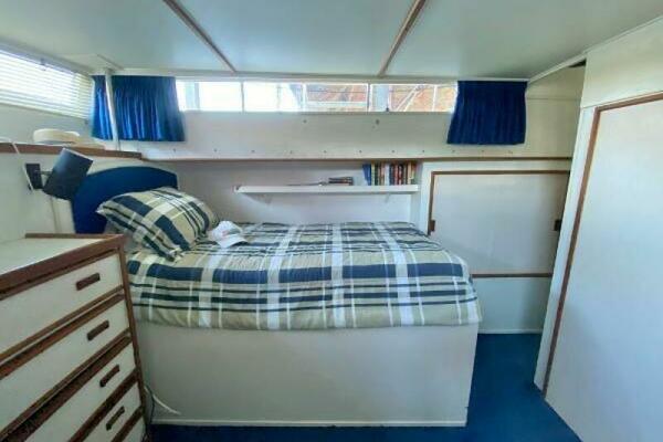 42ft Chris Craft Yacht For Sale