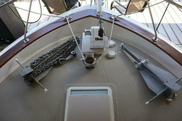 42ft Chris Craft Yacht For Sale