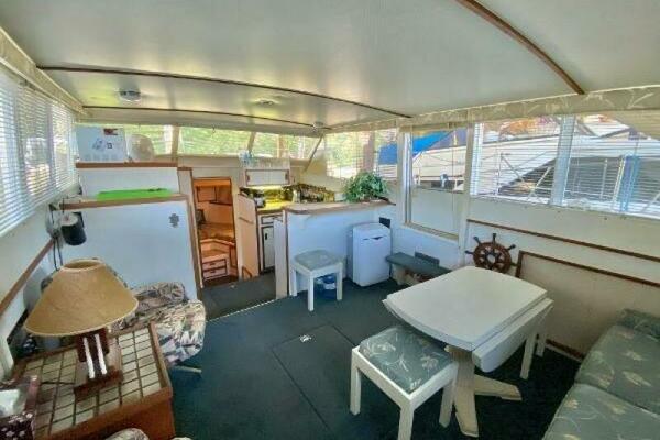 42ft Chris Craft Yacht For Sale