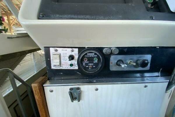 42ft Chris Craft Yacht For Sale