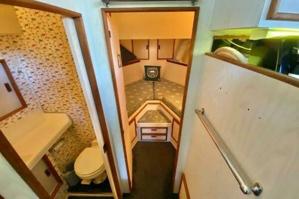 42ft Chris Craft Yacht For Sale