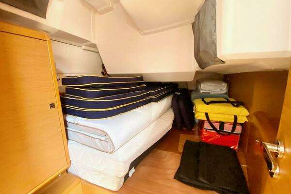 Jeanneau Sun Odyssey 479 Yacht For Sale