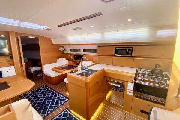 Jeanneau Sun Odyssey 479 Yacht For Sale