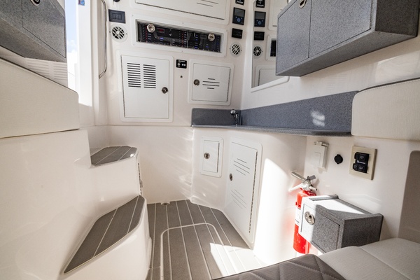 43ft BlackWater Yacht For Sale