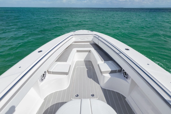 BlackWater 43 Sportfish Yacht For Sale