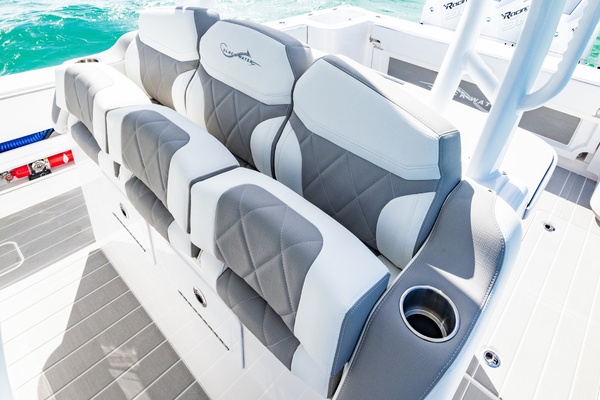 43ft BlackWater Yacht For Sale