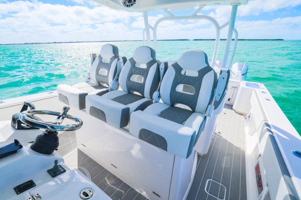 BlackWater 43 Sportfish Yacht For Sale
