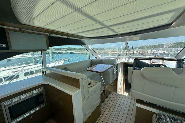 Cruisers Yachts Cantius Yacht For Sale