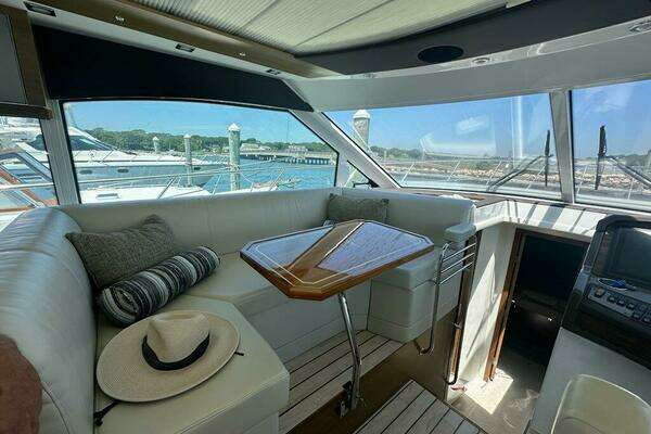 Cruisers Yachts Cantius Yacht For Sale