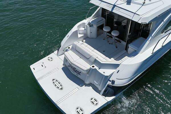 Cruisers Yachts Cantius Yacht For Sale
