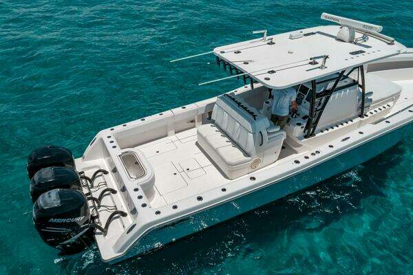 Invincible  Yacht For Sale