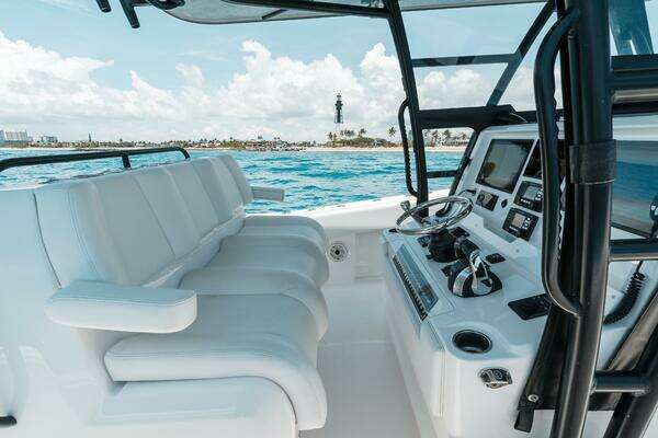 Invincible  Yacht For Sale