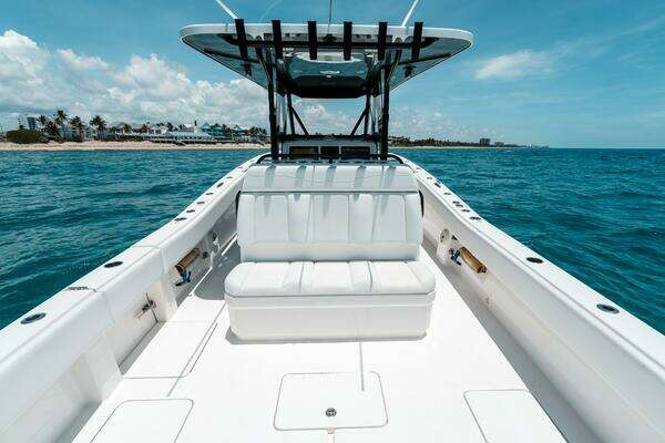 Invincible  Yacht For Sale