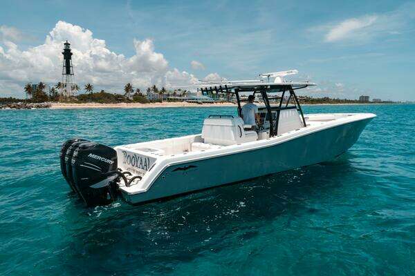Invincible  Yacht For Sale