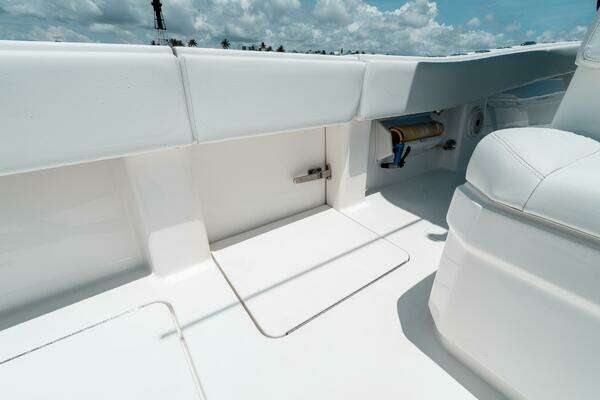 Invincible  Yacht For Sale