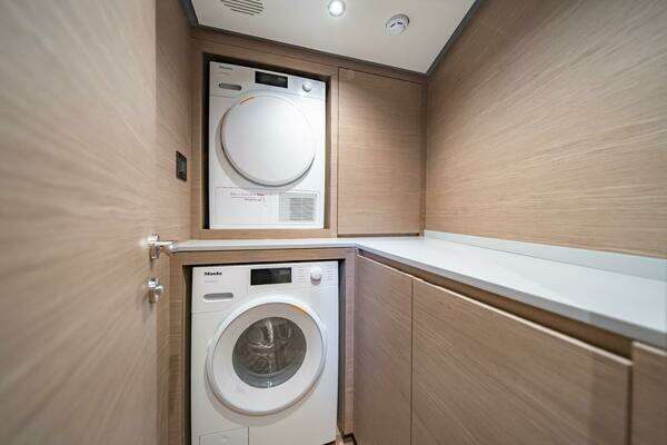 Pardo Yachts GT75 Yacht For Sale