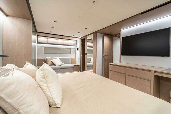 Pardo Yachts GT75 Yacht For Sale
