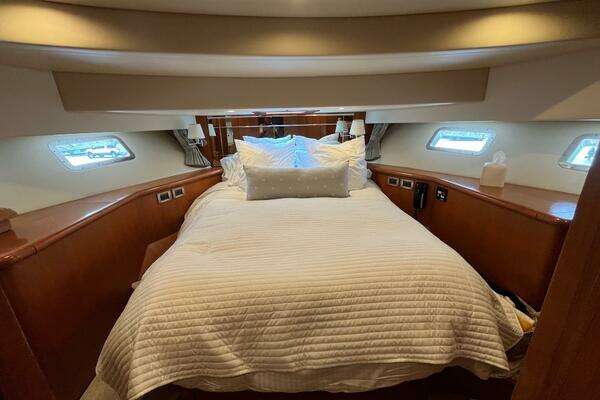 Symbol 59 Classic Pilothouse Yacht For Sale
