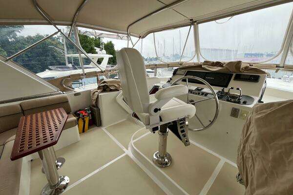 Symbol 59 Classic Pilothouse Yacht For Sale