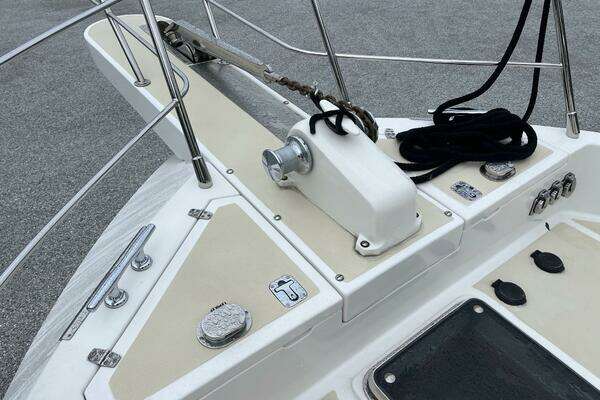 Symbol 59 Classic Pilothouse Yacht For Sale